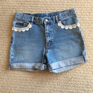 NY&Co High-waisted Jean Shorts with Lace Pockets